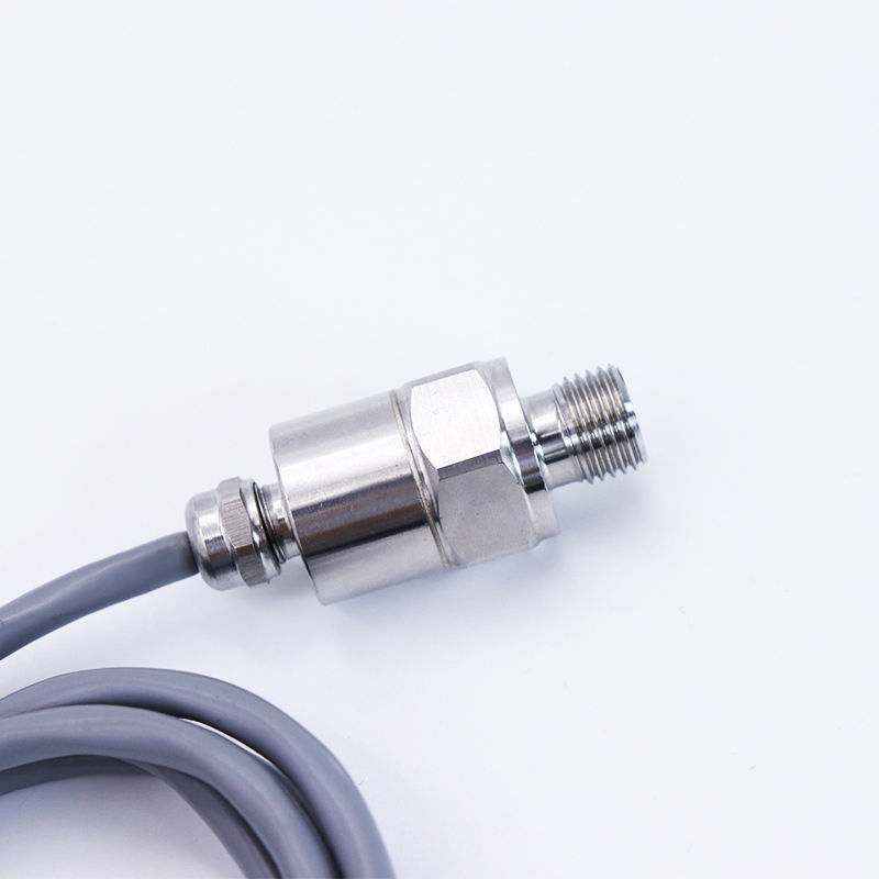 WNK Pressure Sensor Transmitter For HVAC Monitoring 4 To 20mA 0.5 - 4.5V